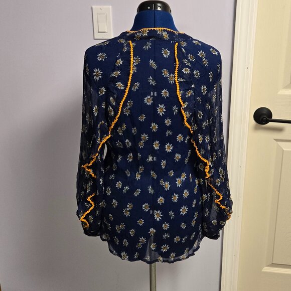 Chasing Unicorns A New Day For Love Silk Blouse - Daisy, M, NWOT - Picture 7 of 8